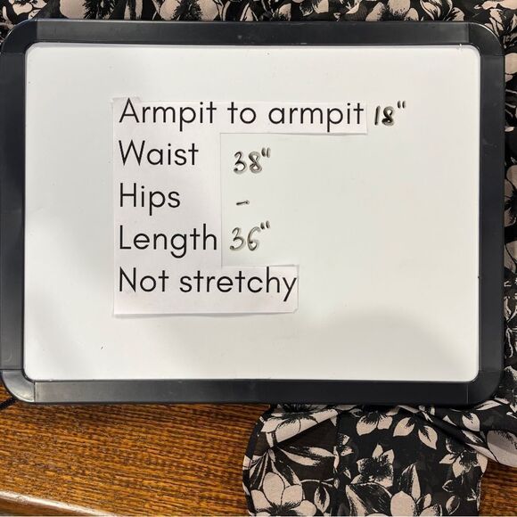 Taylor cinched Floral Sleeveless mini Dress size medium - Picture 14 of 14